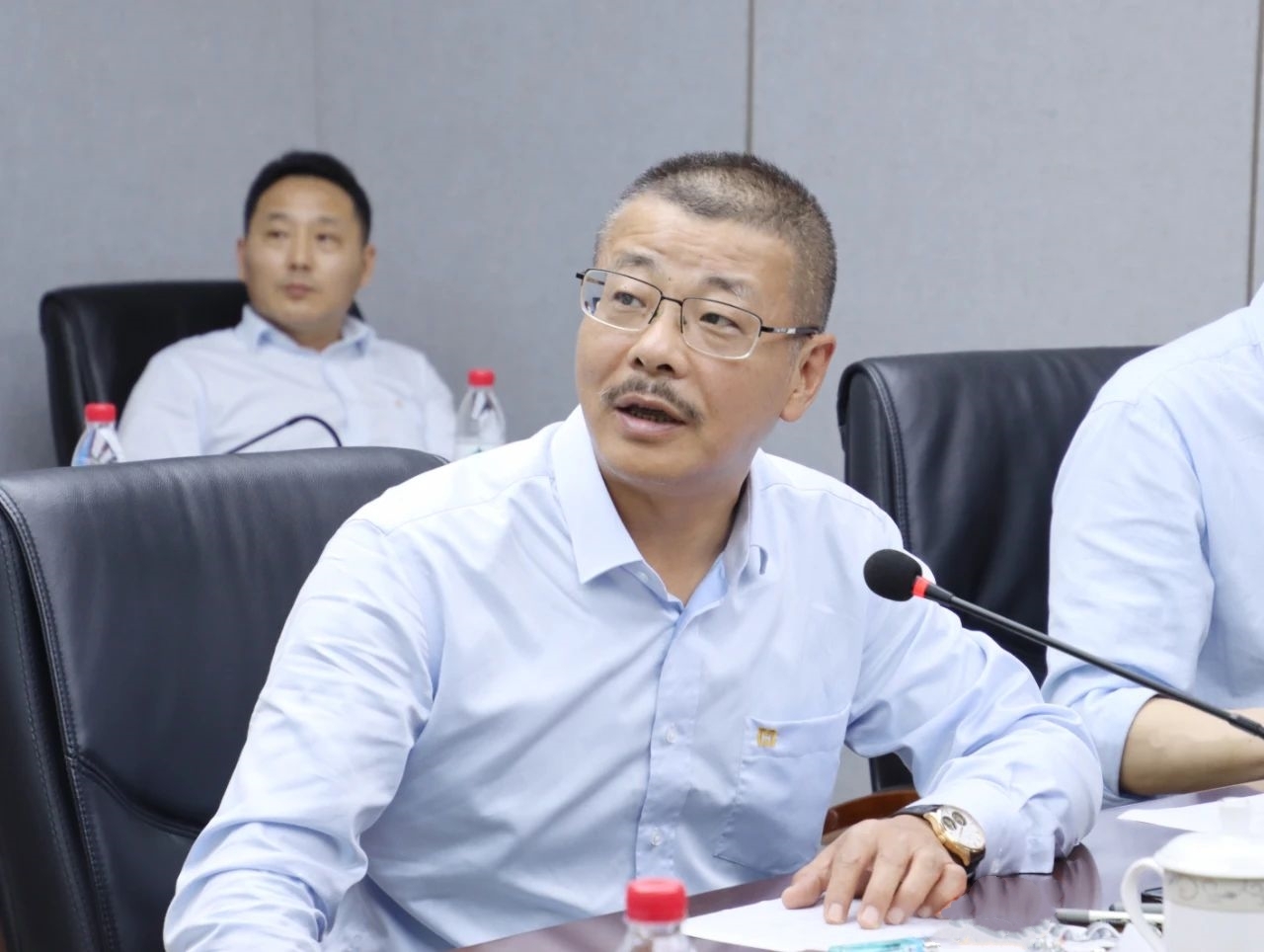 开云app手机入口app学习贯彻海南省委八届四次全会精神 推动高质量发展2_副本_副本.jpg